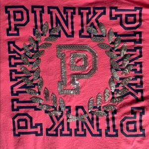 Victoria’s Secret Pink cotton crew tee